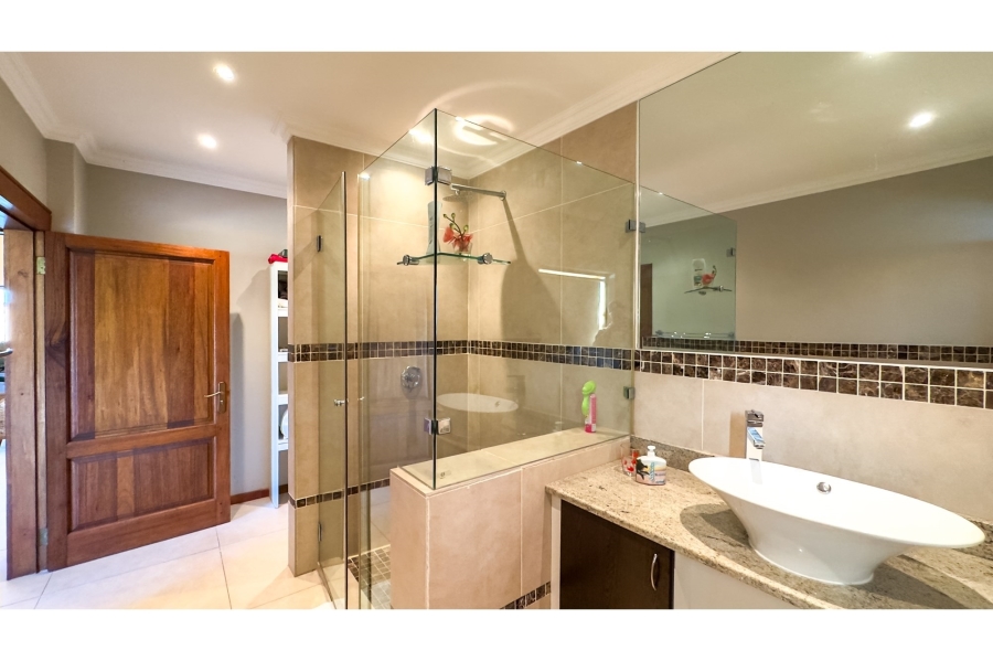 7 Bedroom Property for Sale in Dana Bay Western Cape